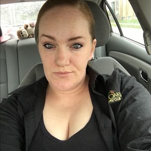 Meet your Posher, Krystal